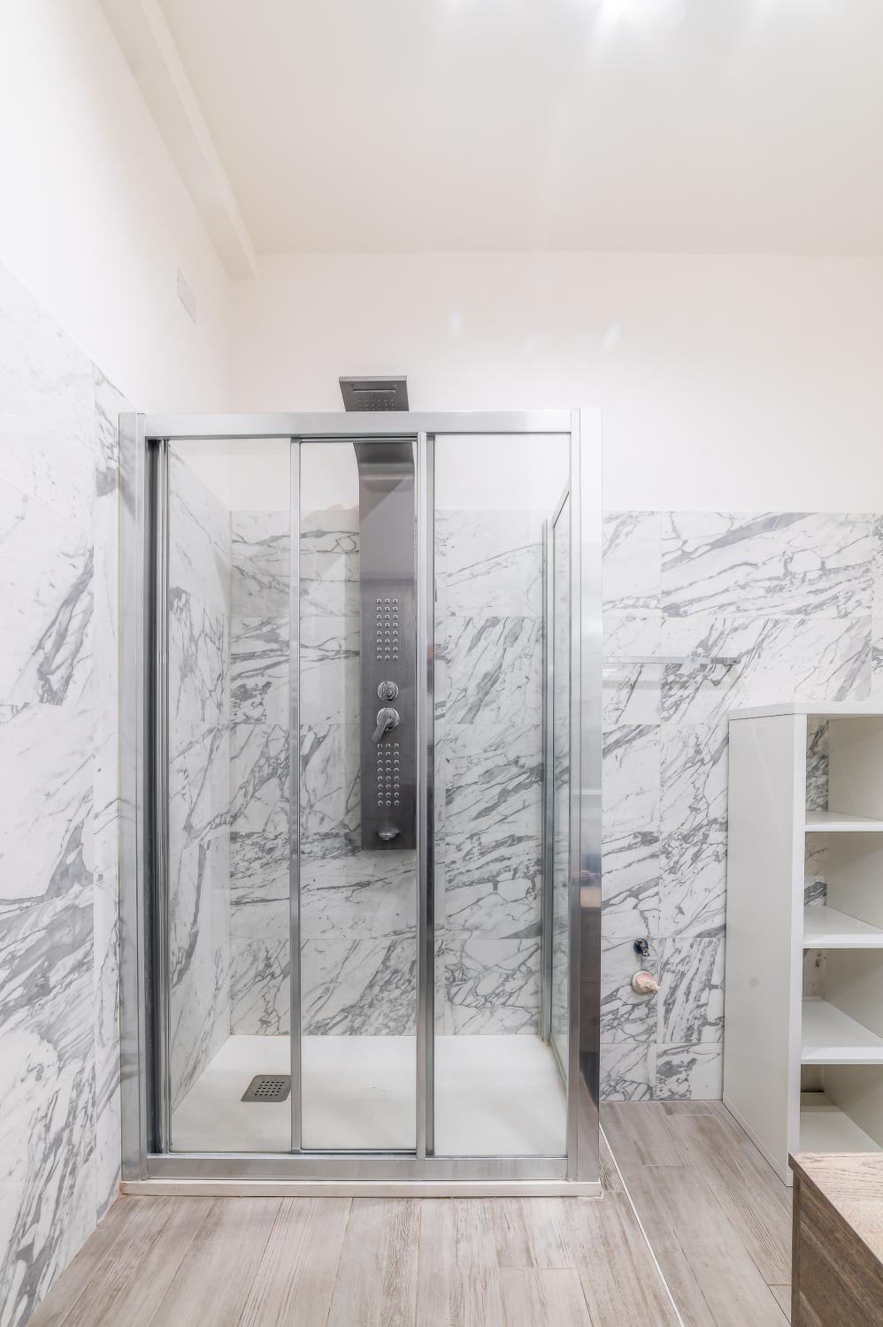 Bathroom 2, Cozy Rooms - Metro Garbatella & Wi-Fi, Rome