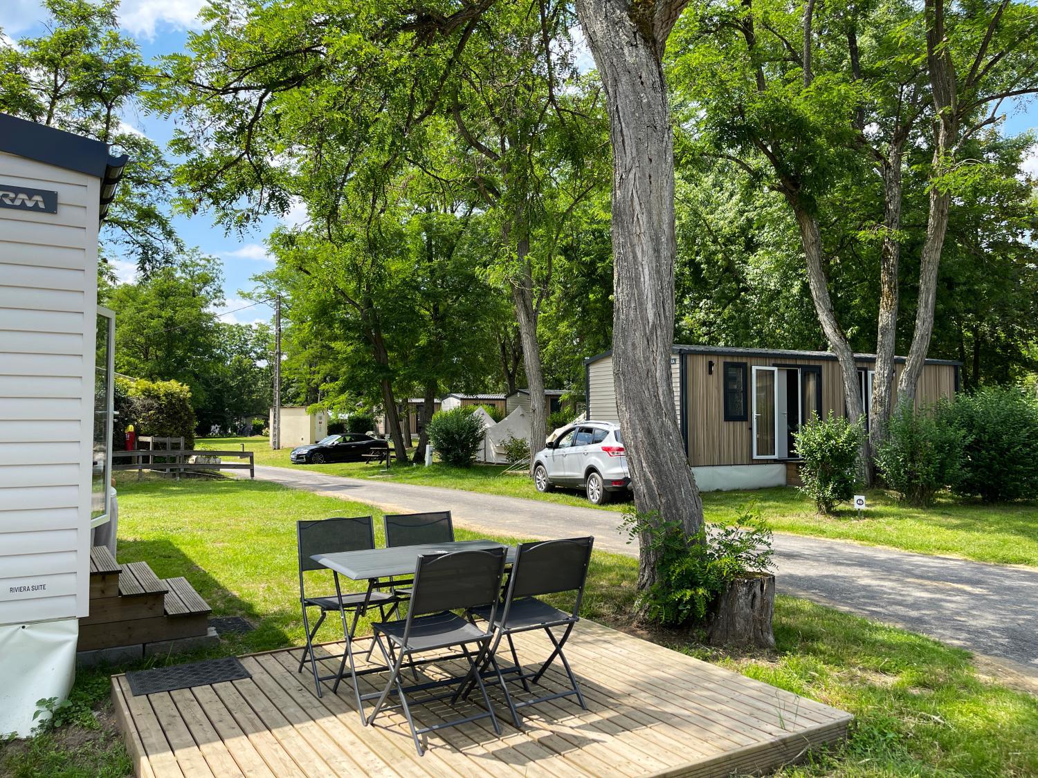 Balcony/terrace 3, Camping Les Portes de Sancerre, Cher