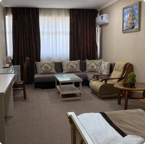 4, Kamilla hotel, Navbahor