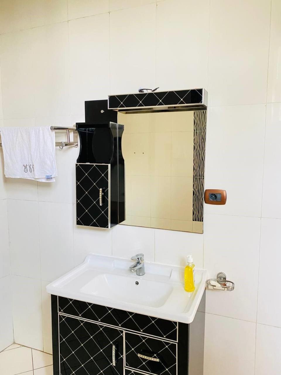 Facilities 2, Gedion Teka, Addis Abeba