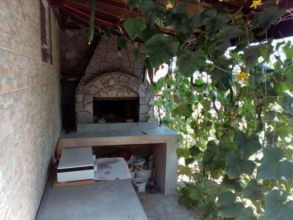 4, Апартаменти Чаков, Byala