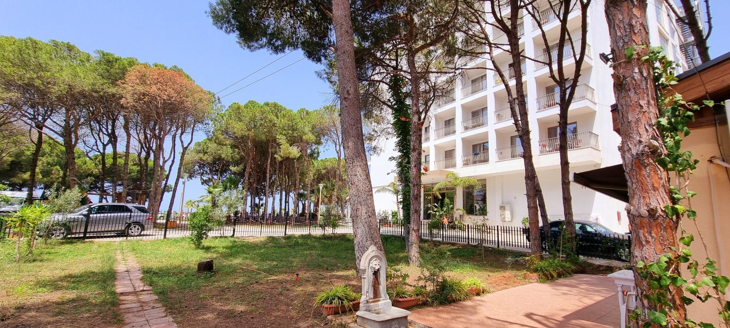 2, Bezhani Villa, Kavajës