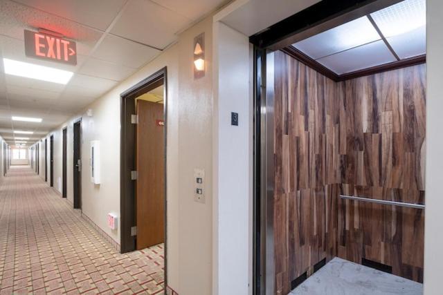 4, IAH 45 AIRPORT iNN & SUITES, Harris