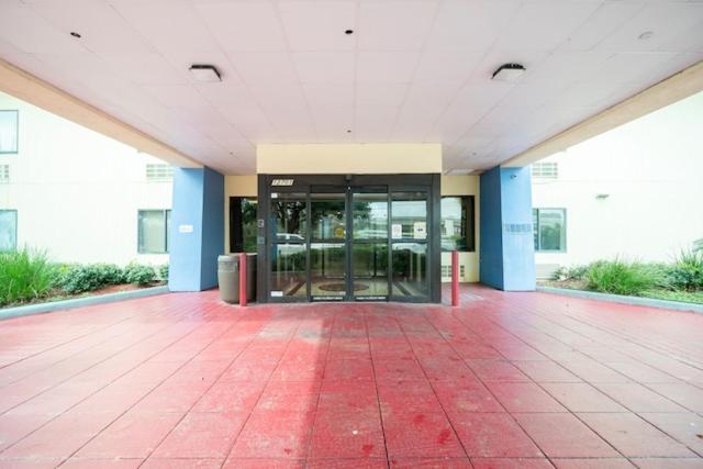 2, IAH 45 AIRPORT iNN & SUITES, Harris