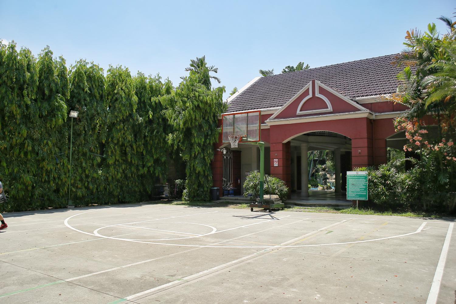 4, MBF Staycation, Pasig City
