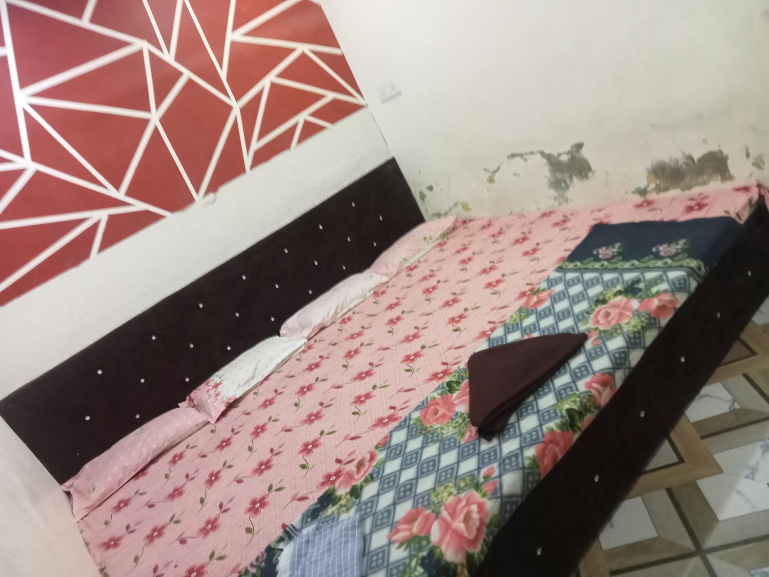 3, Golden gest house, Ujjain