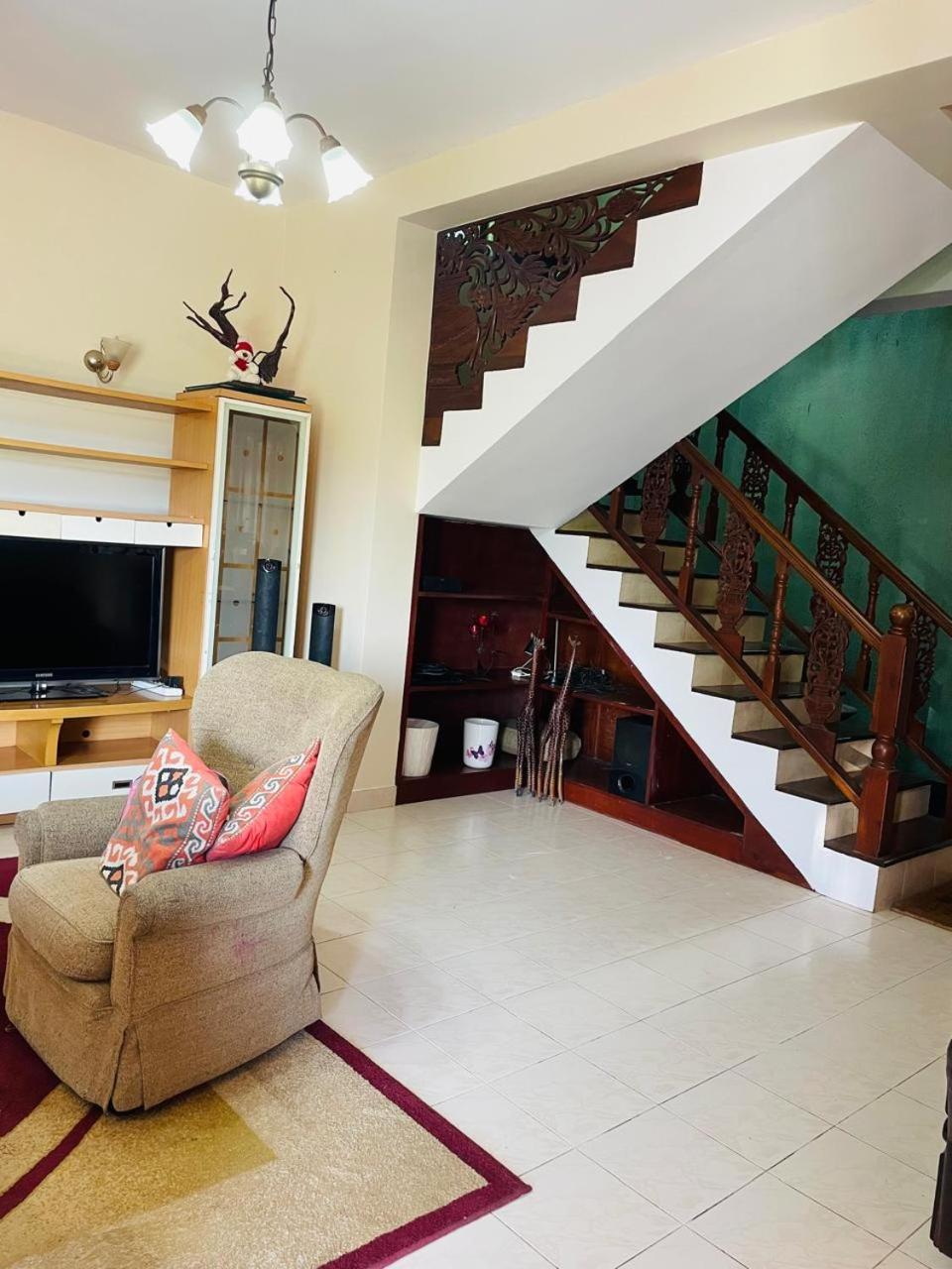4, Ampitiya Dream Vacation Home, K.F.G. & G. Korale