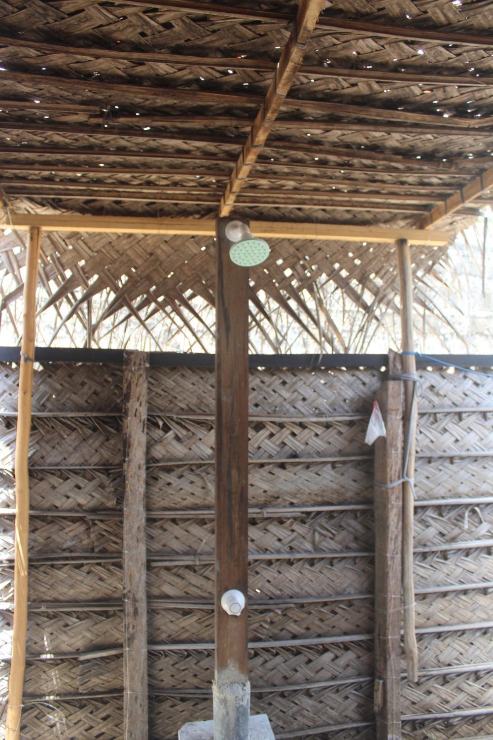 Bathroom 4, Sea Waves Kite Surfing Beach Resort, Kalpitiya