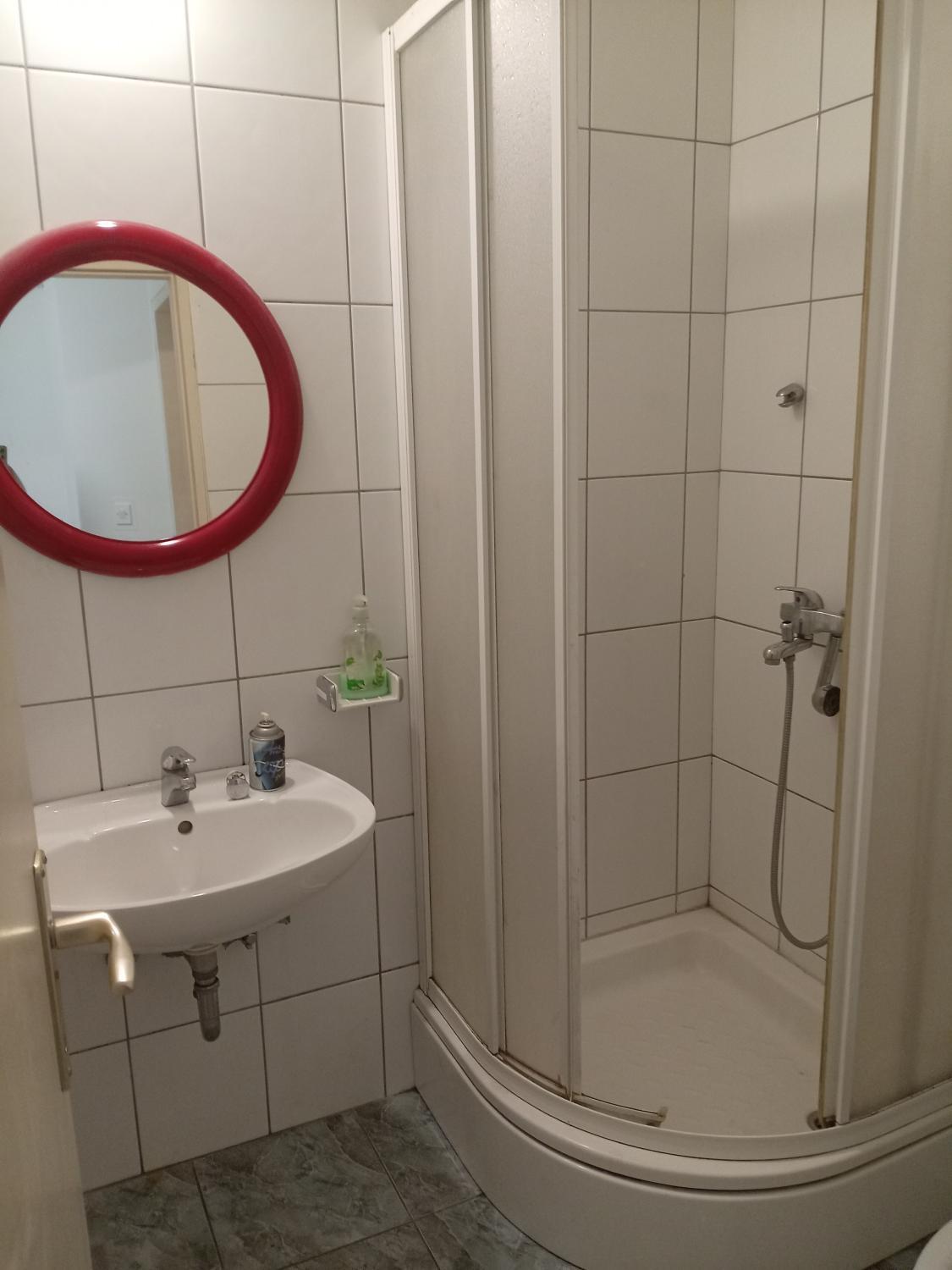 Bathroom 4, Hostel max, Split