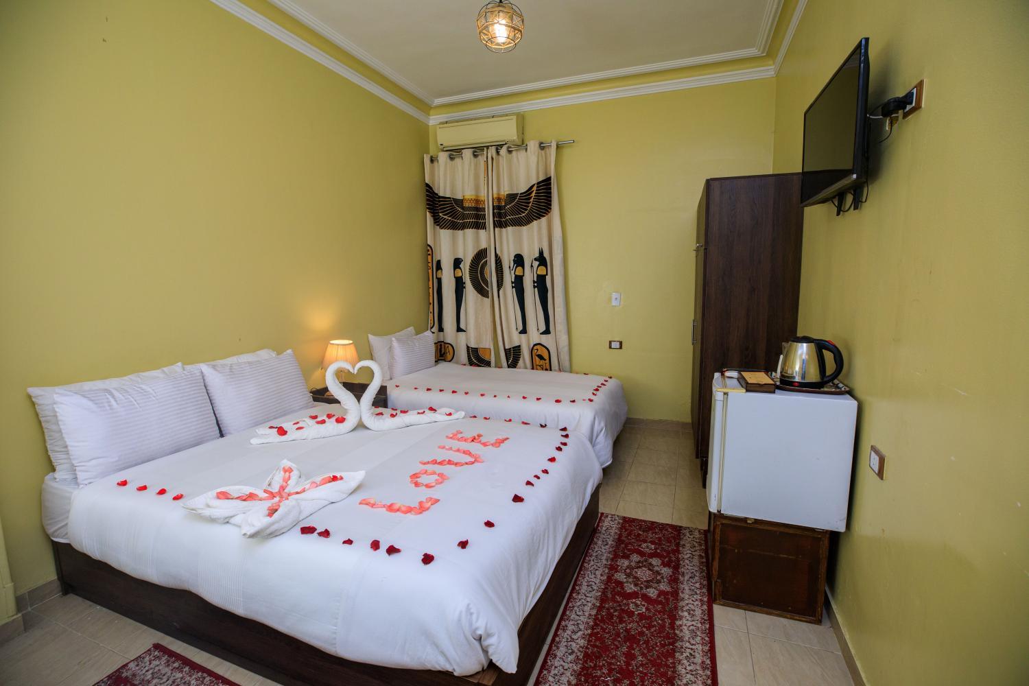 3, Royal Bella Casa Pyramids Inn, Al-Ahram