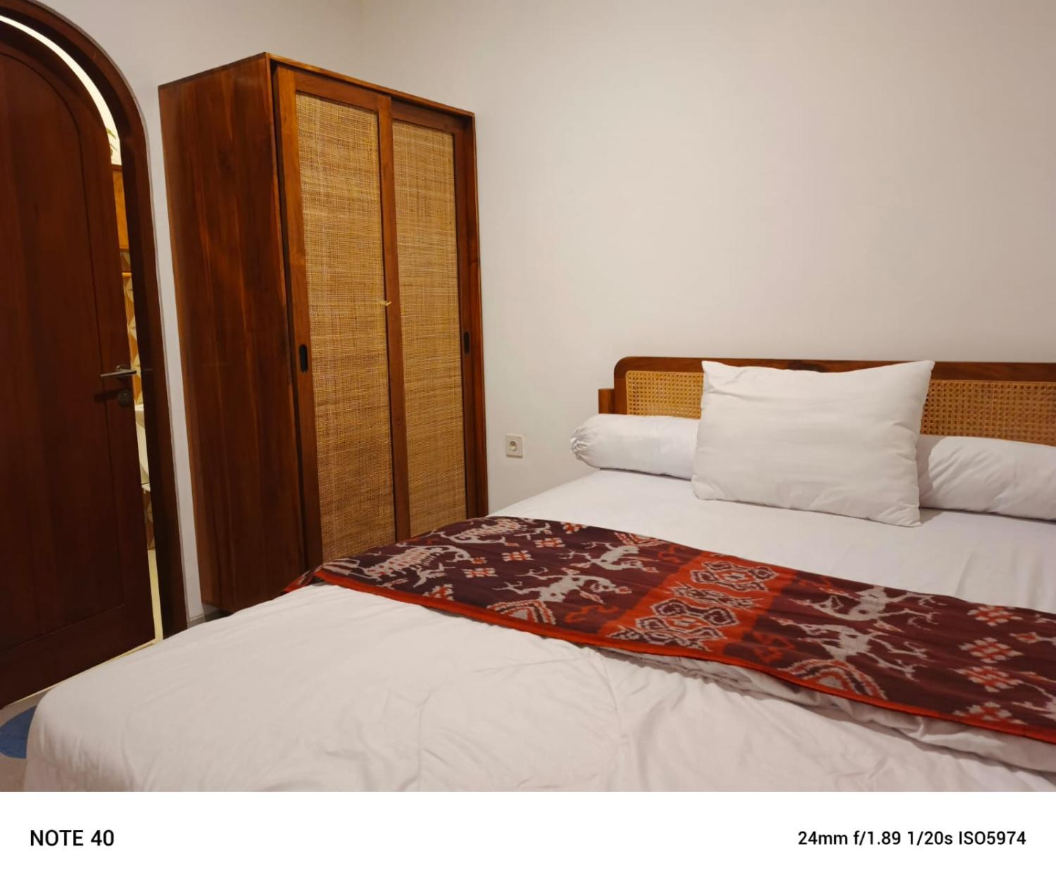 3, Villa White Yusna, Badung