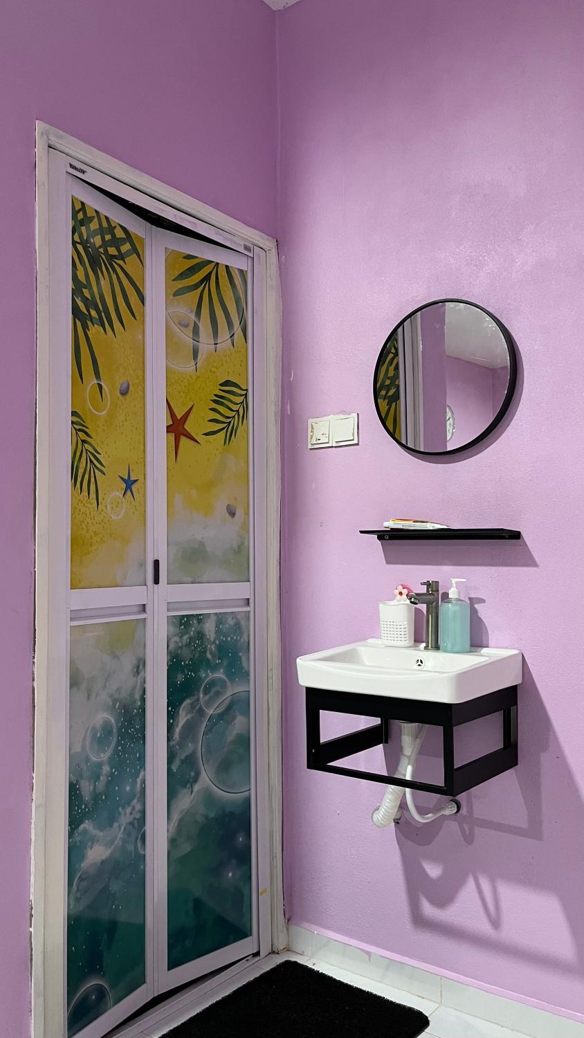 5, Daseda Guest House, Kota Bharu