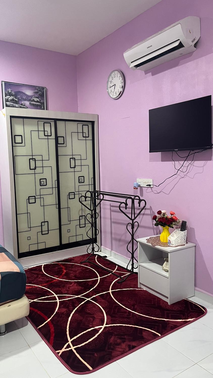 3, Daseda Guest House, Kota Bharu