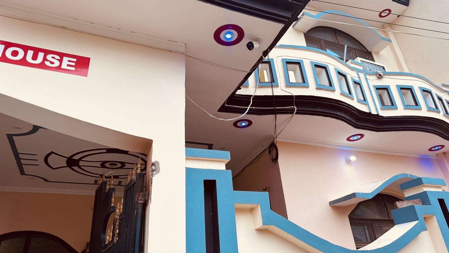 Exterior view, Narayan stay Guesthouse, Faizabad