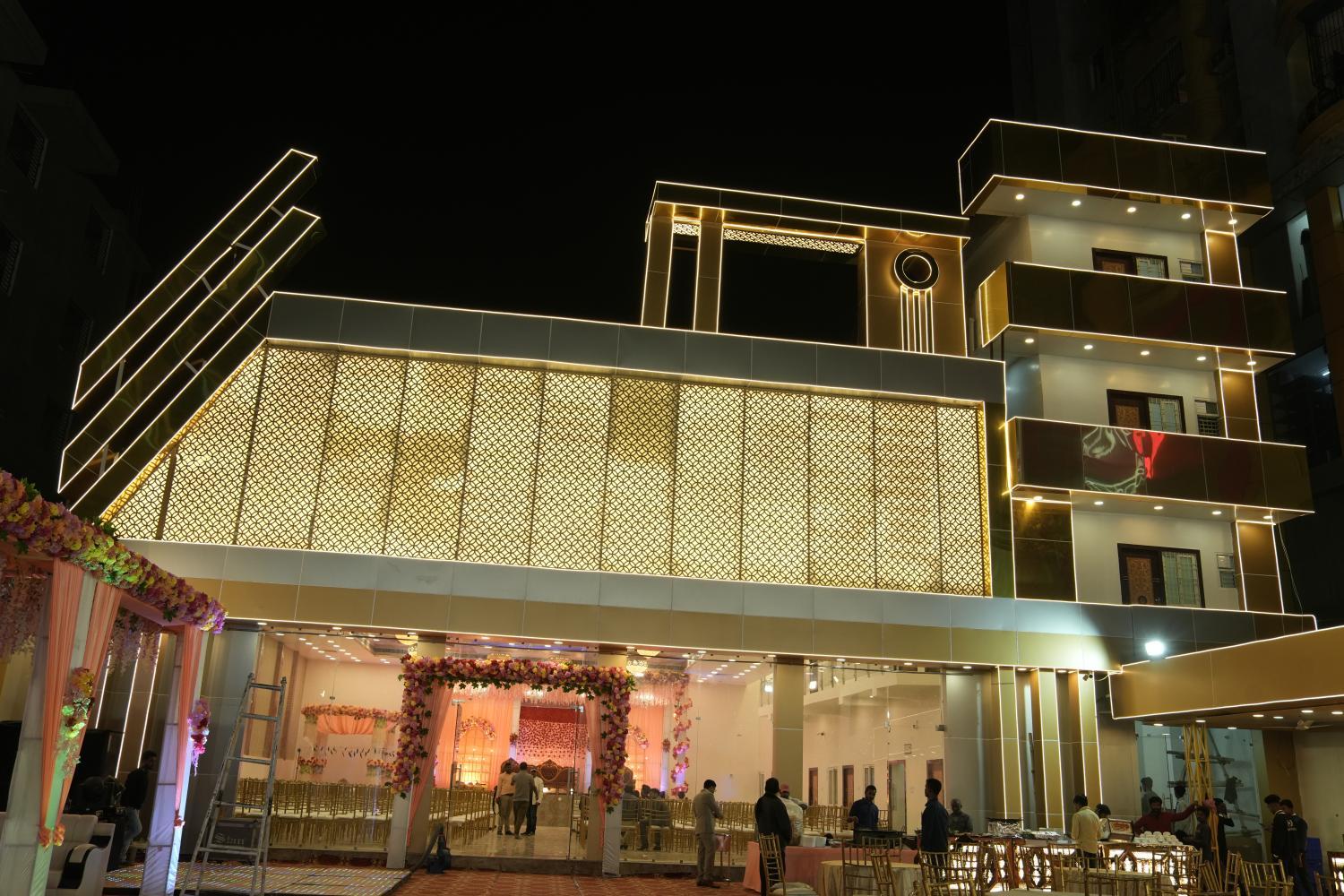 2, le platinum hotel, Patna