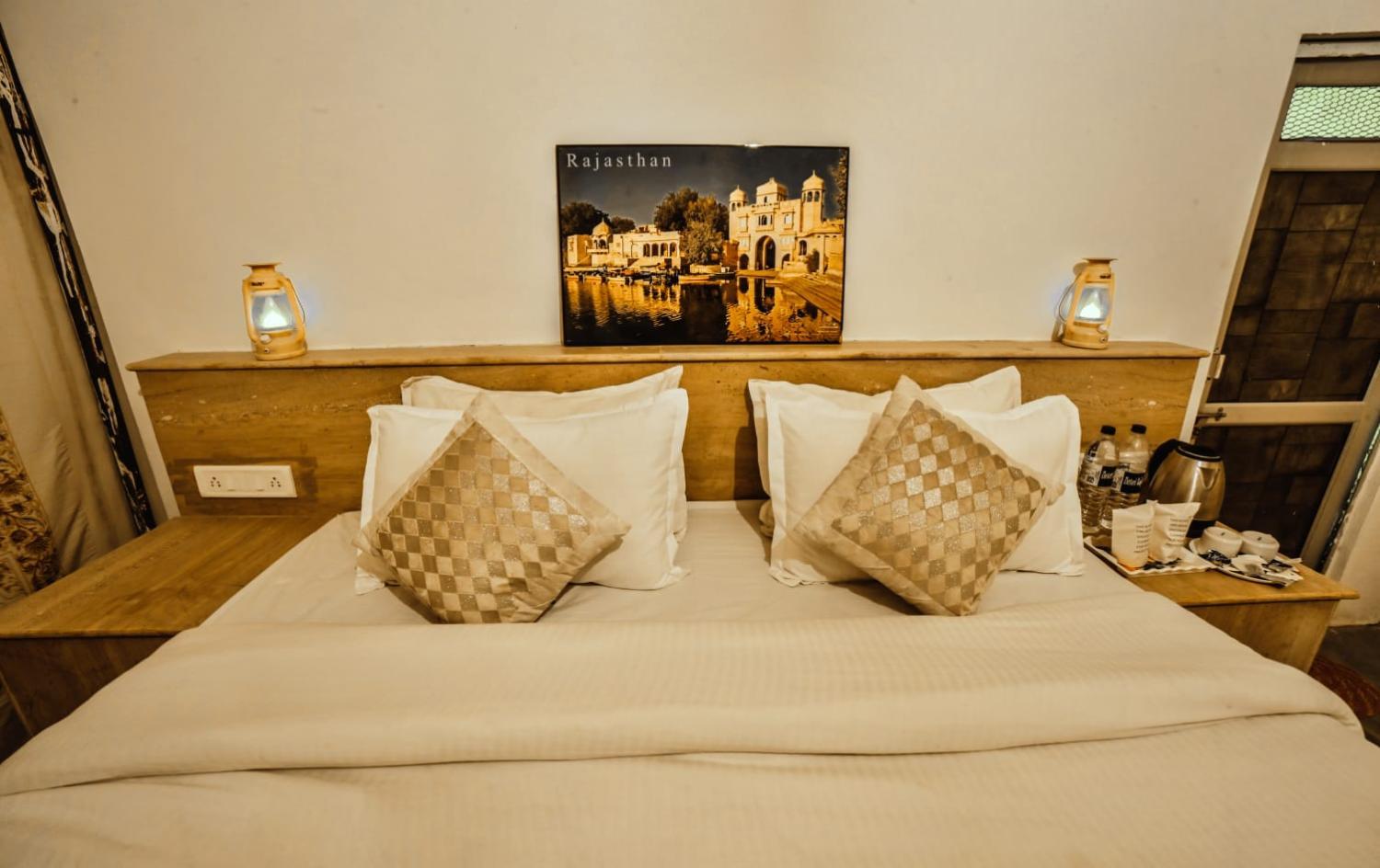 3, Vistara Holiday Inn Desert Camp, Jaisalmer