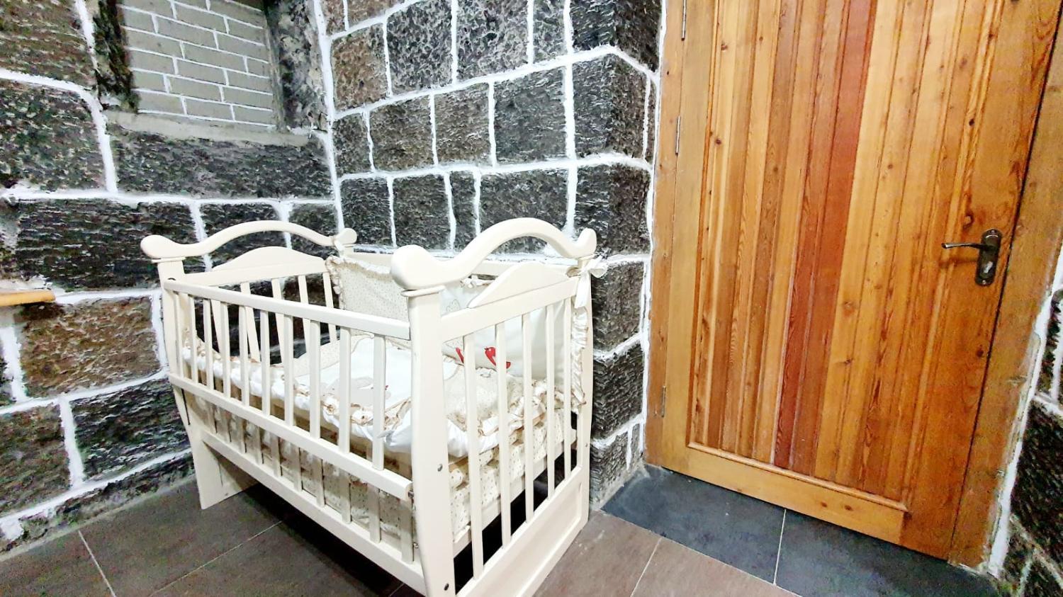 5, Kumayri Inn