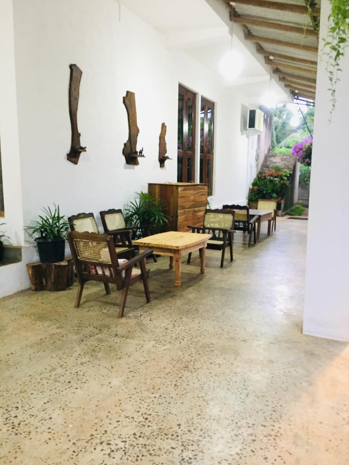 5, Villa Aliyah, N. Palatha Central