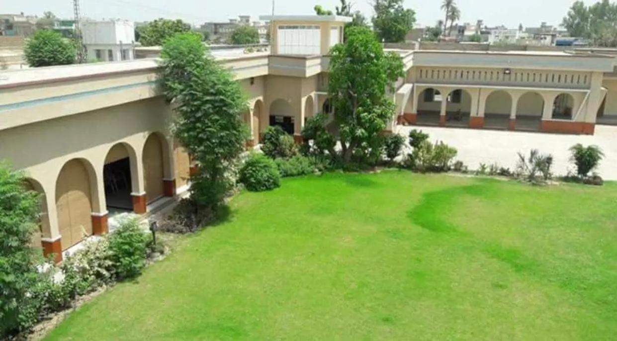 5, Pak China Club, Dera Ismail Khan