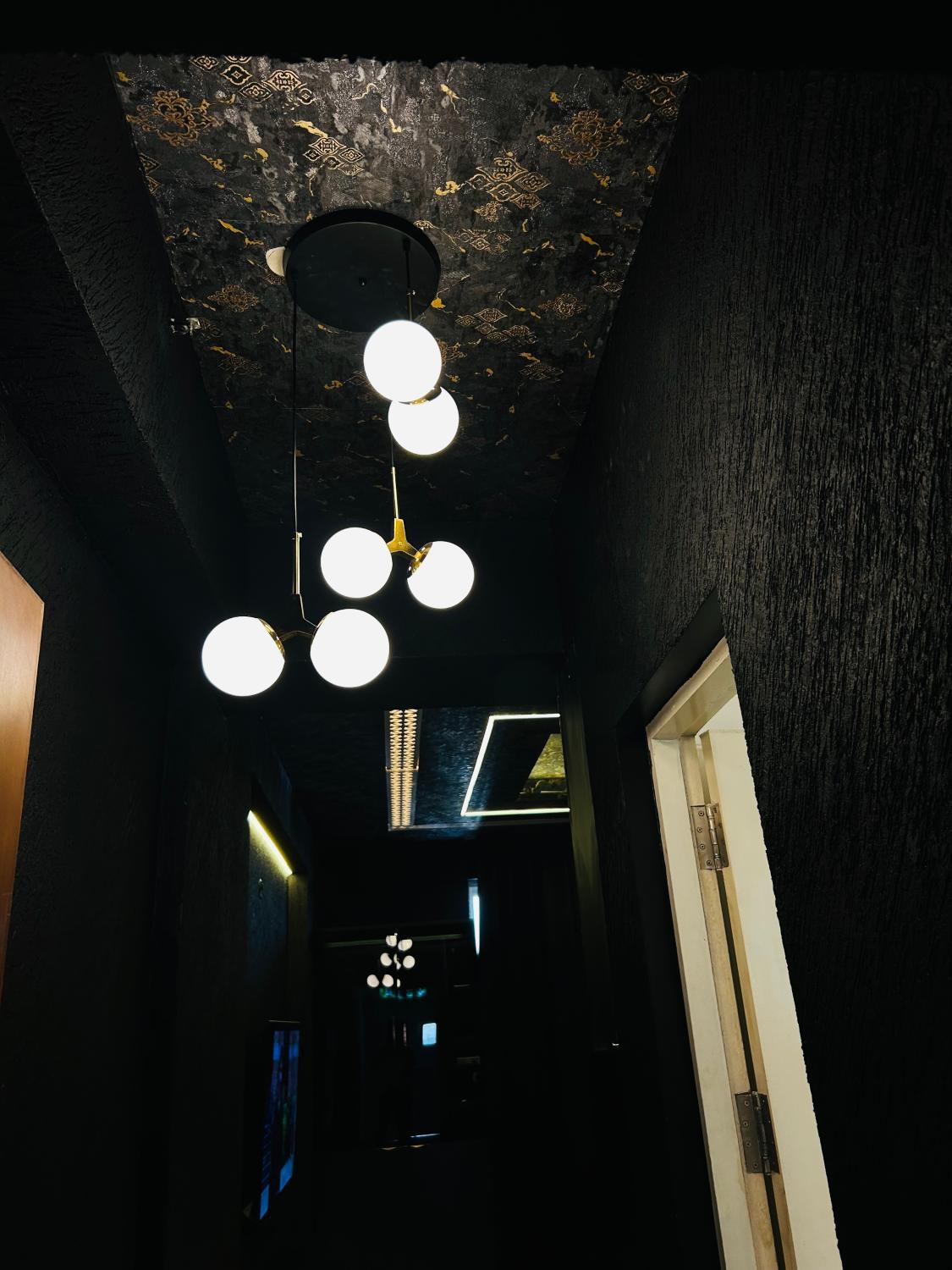 2, Shades of black 2, Lucknow