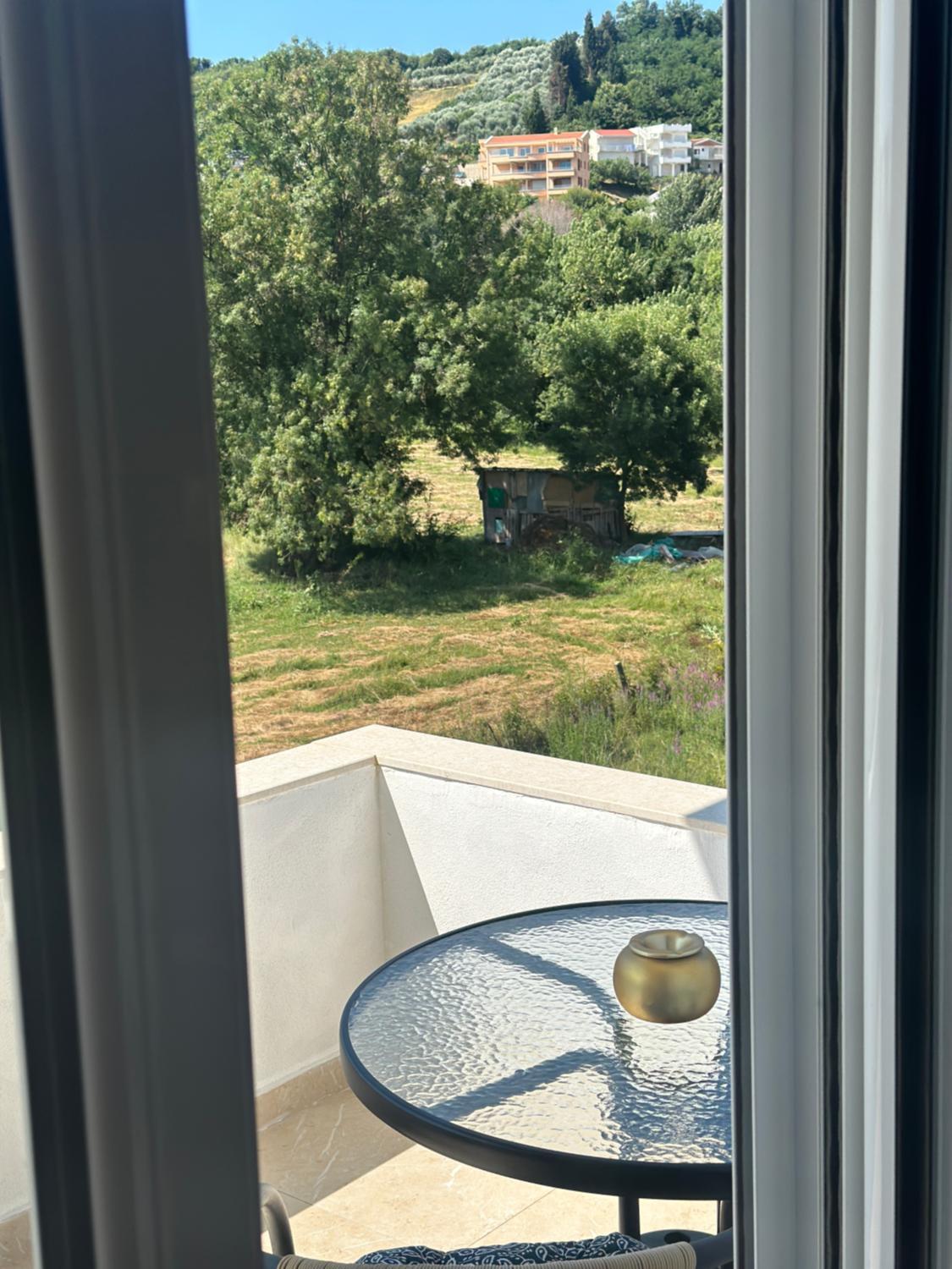 5, Garden Guest House