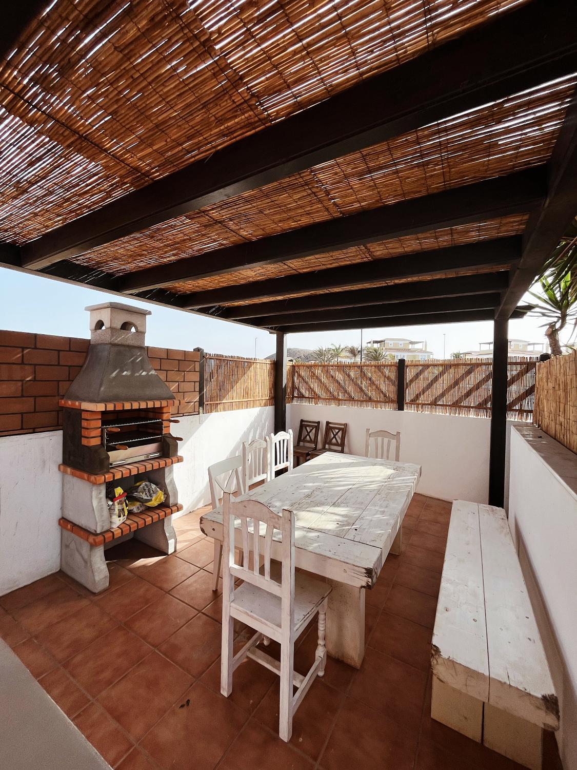 Facilities 4, Casa Roja - Banama, Las Palmas
