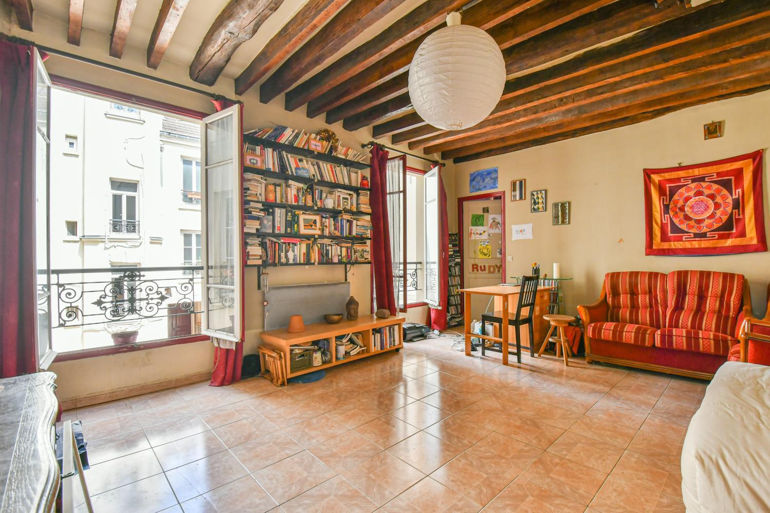 5, Charming, Light-Filled & Calm Bedroom in Paris, Ideal location, Paris