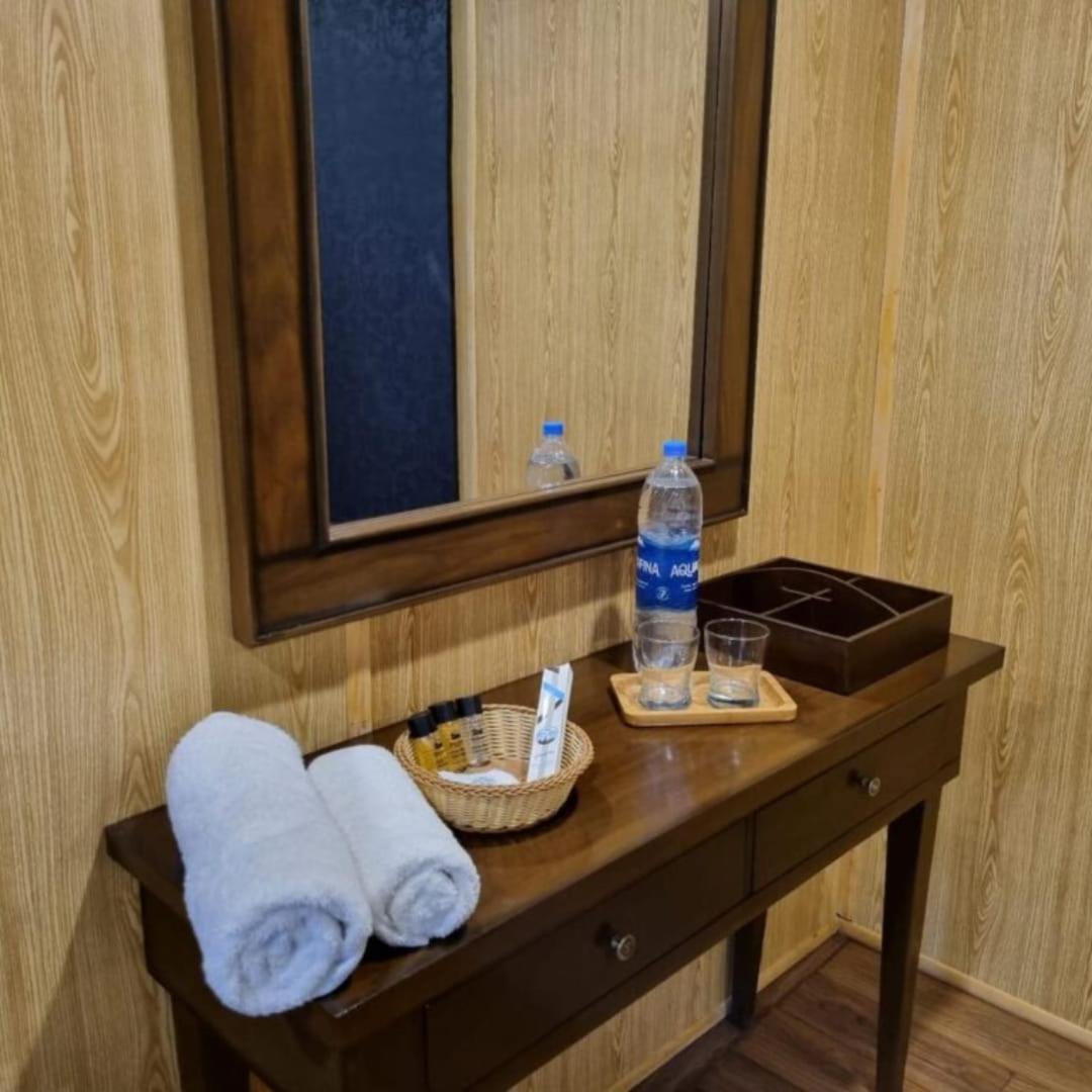 5, Hotels, Malakand