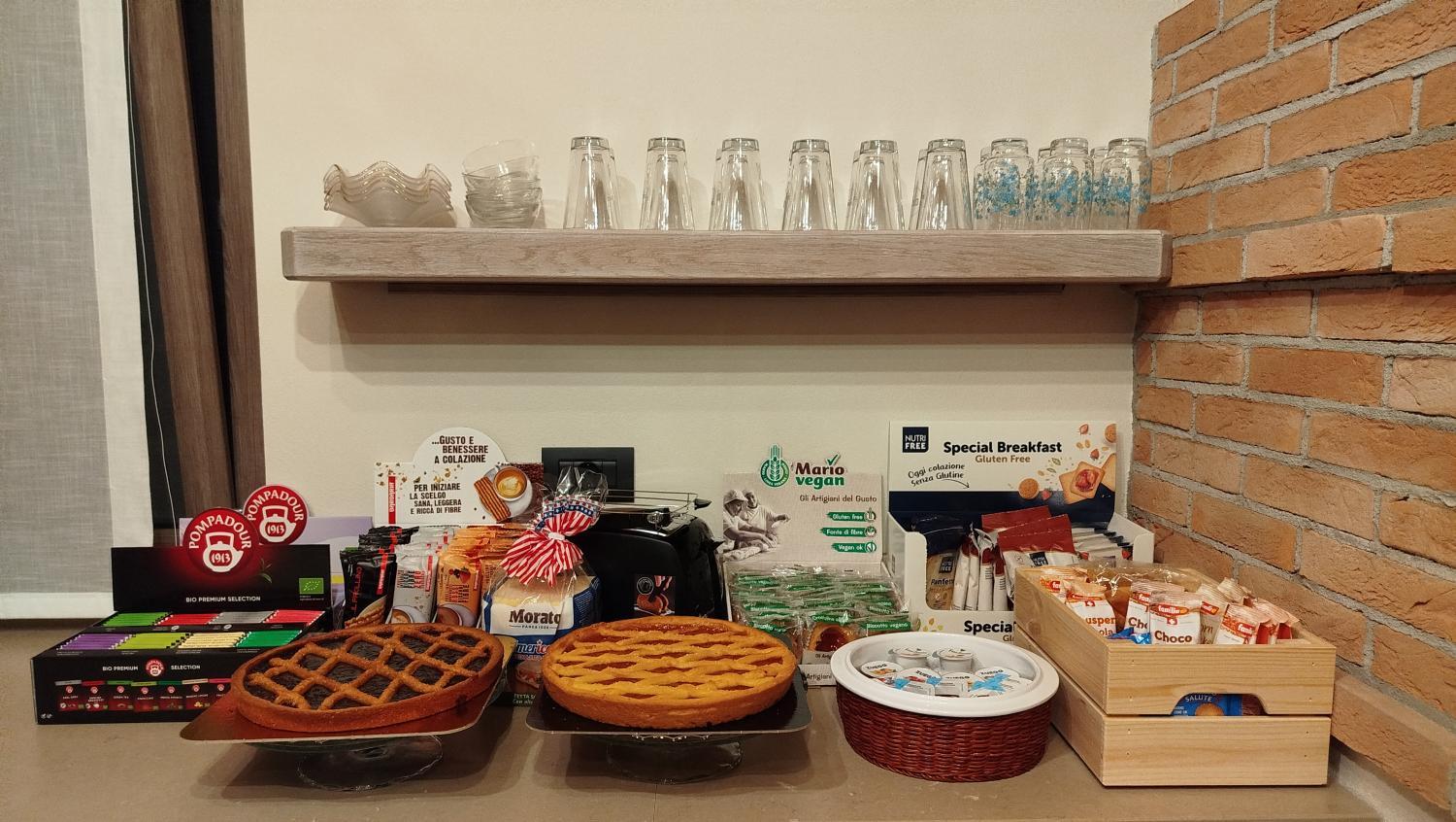 Food and beverages 2, Il Giardino di Sofia B&B, Cuneo
