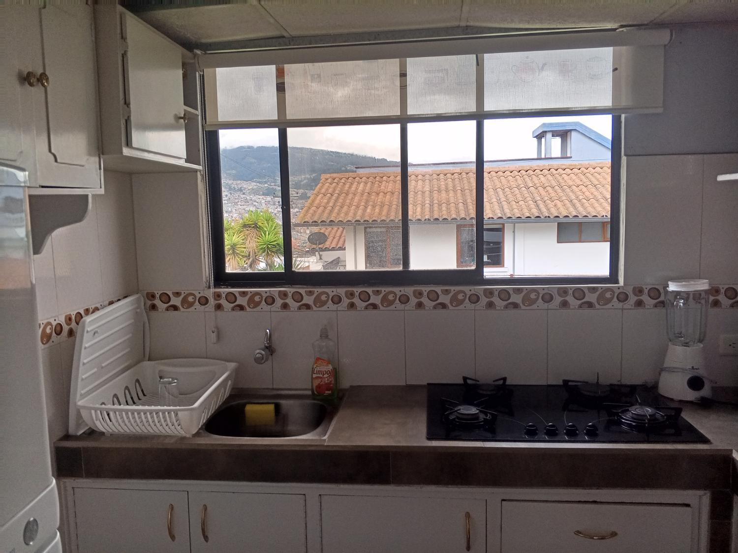 2, Descansa Relajate y Disfruta, Quito