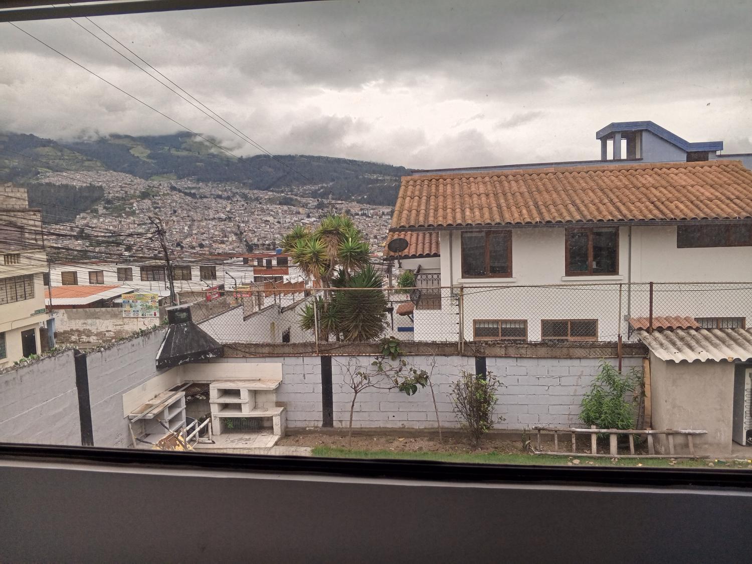 4, Descansa Relajate y Disfruta, Quito