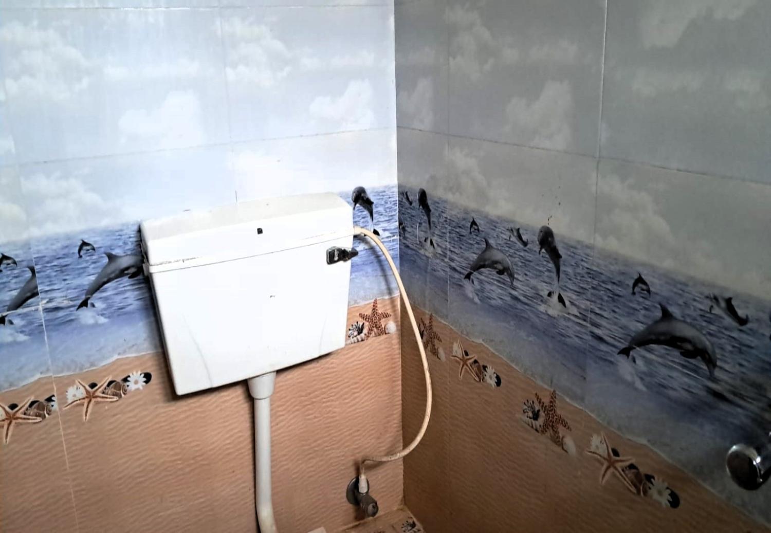 Bathroom 2, Hotel Happy Hut Near Chinese Consulate General, North 24 Parganas