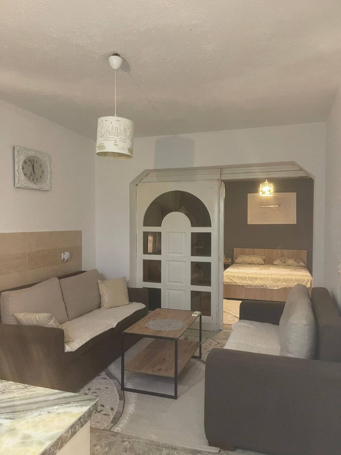 2, Apartmani Izo-L