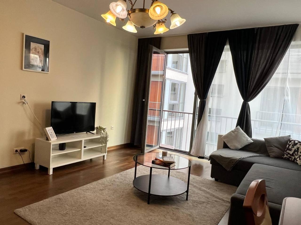 2, Dream home, Budapesti