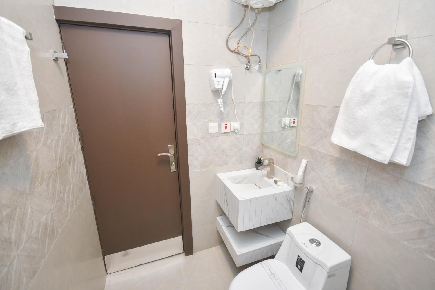 4, شقق برج الفخامه, Riyadh
