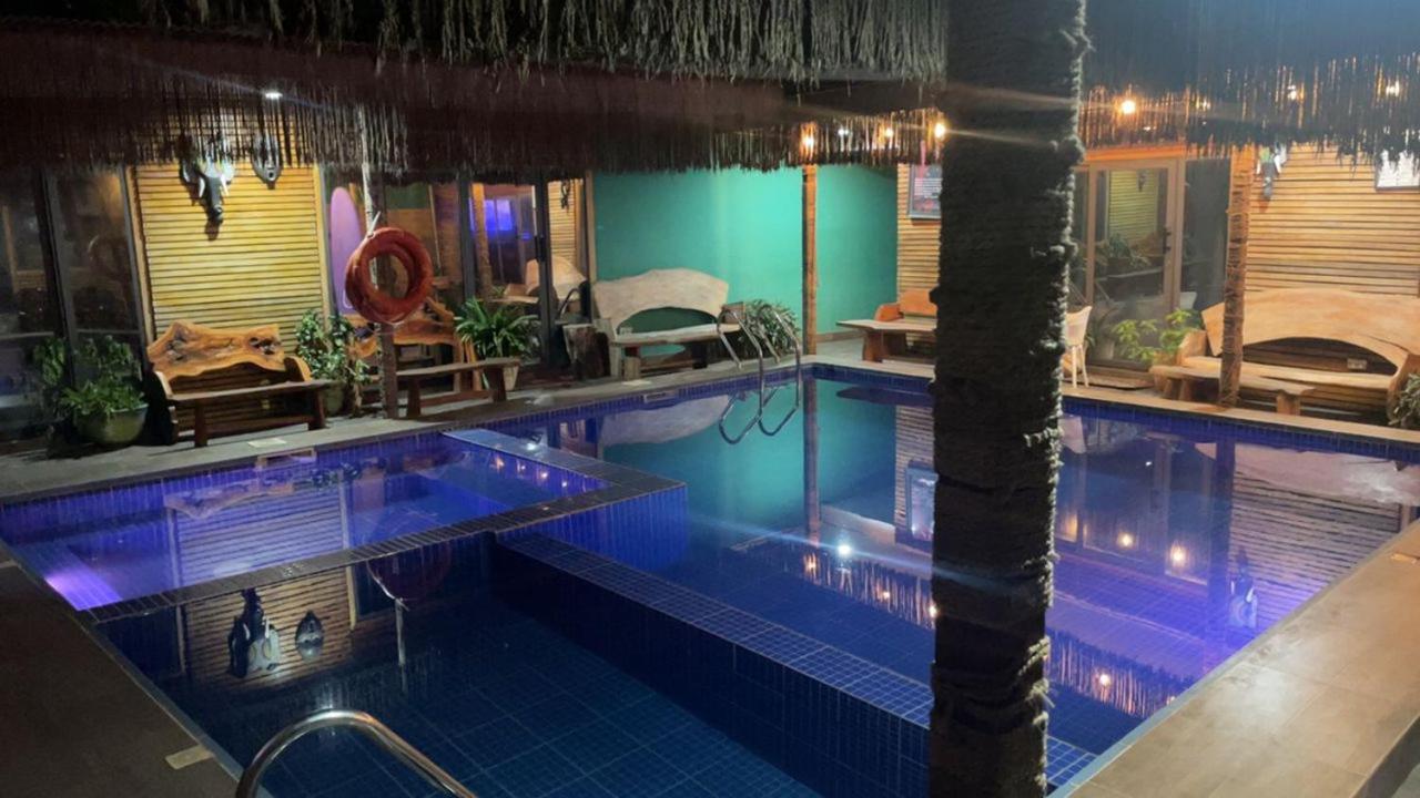 View 5, Le Shrine Executive Beach Club, Accra
