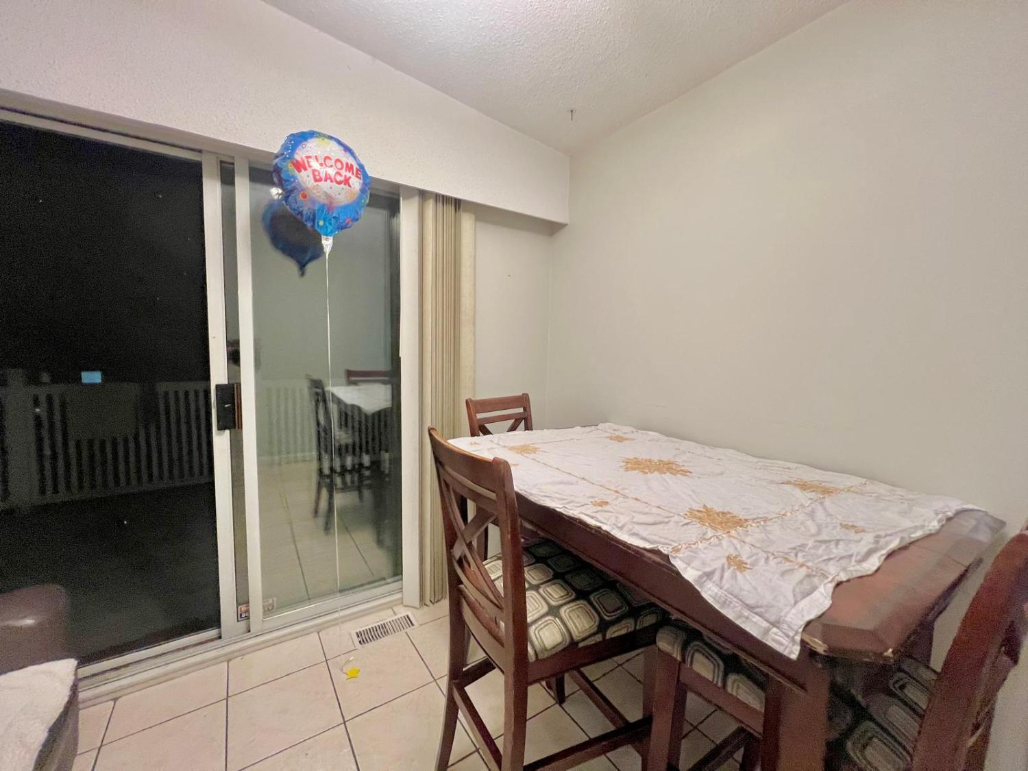 Facilities 3, Private Room Near King George Boulevard, Greater Vancouver