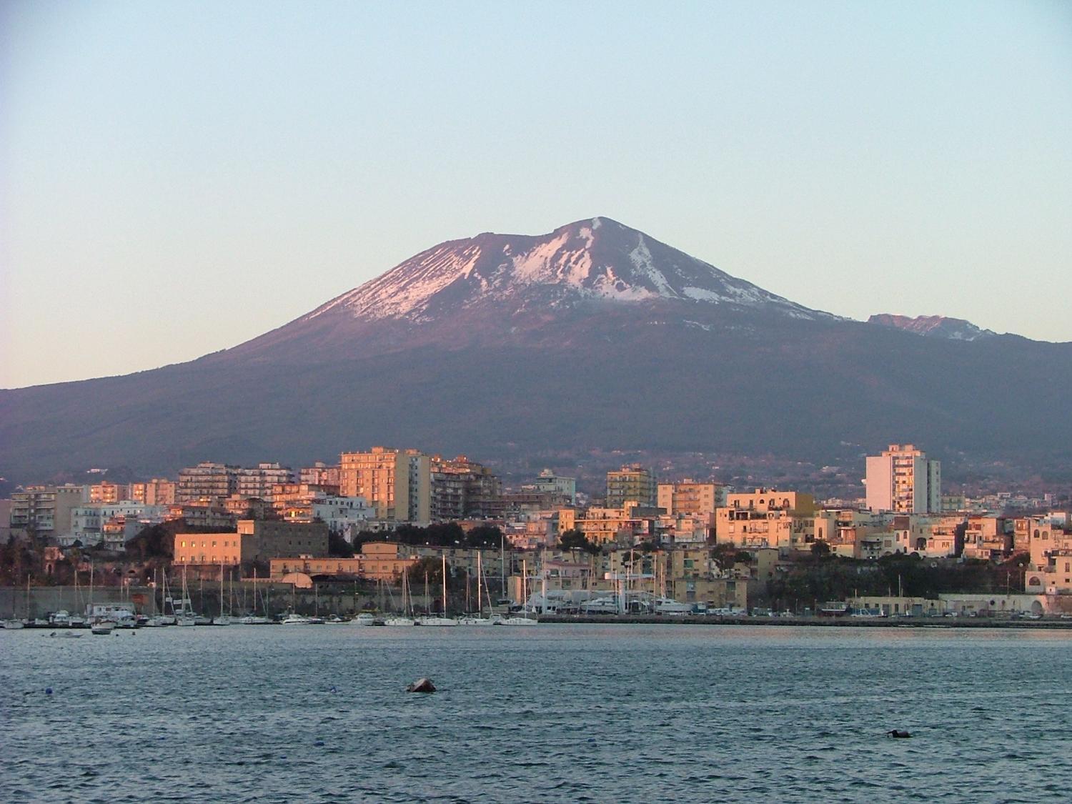 View, Lavalove, Napoli