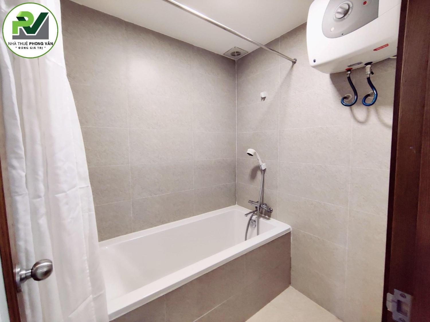 Bathroom 2, K Apartment Cau Rao 2- Can ho Nhat Ban, co be boi, Kiến Thụy