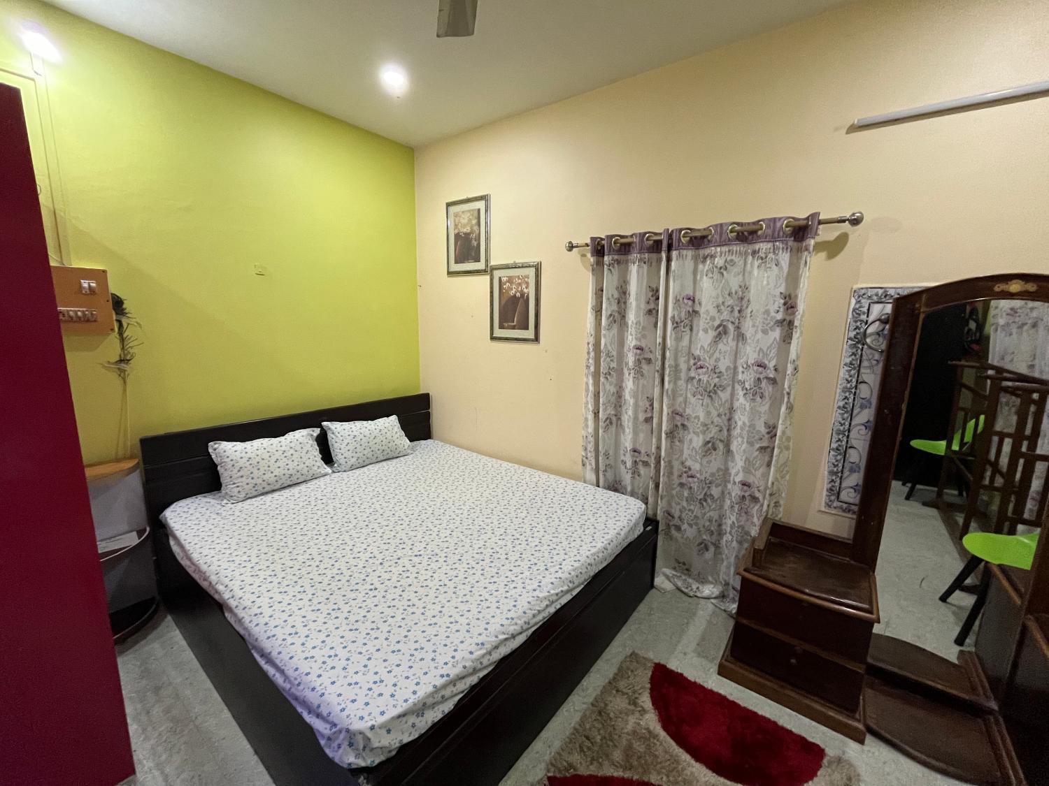 2, LS Restaurant & Guest House, Lakhimpur
