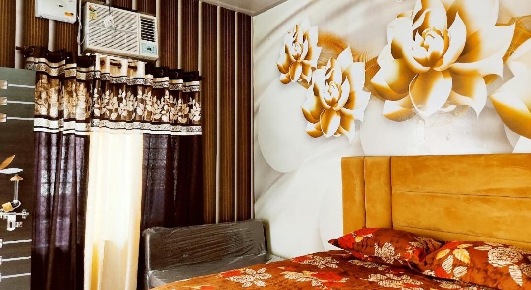 2, MOTEL STAR PARADISE - Law Gate LPU - For Corporates, Parents, Students,, Kapurthala
