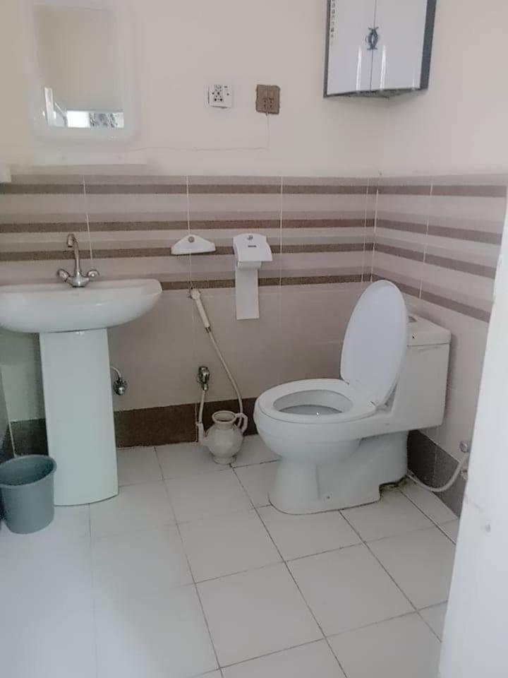 5, Jashing midway Guest house and restaurant, Northern Areas