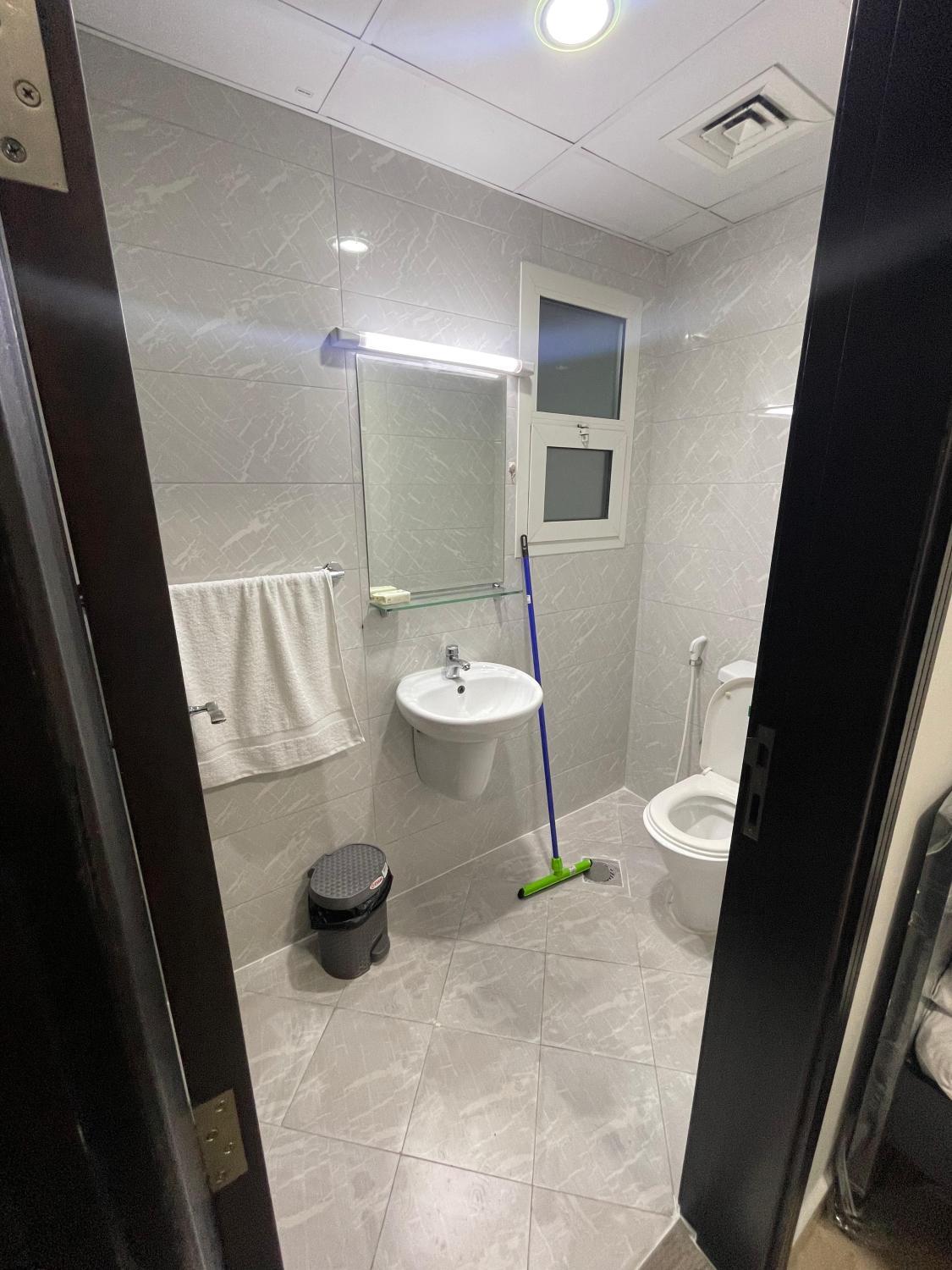 4, Modern Comfort Room in Dubai, Deira