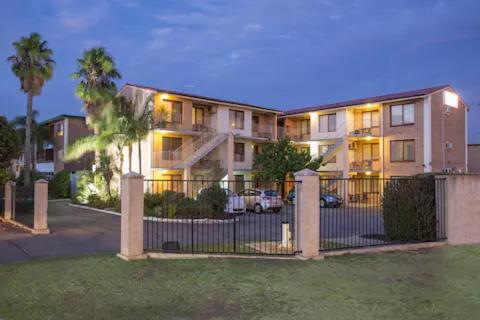 Others, Apartment 16 Burswood, Belmont
