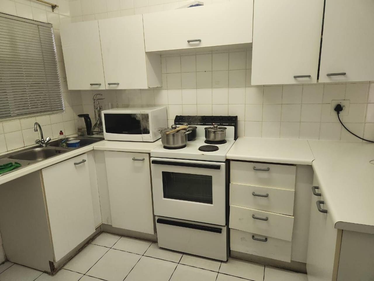 5, Gibson Apartment, City of Johannesburg