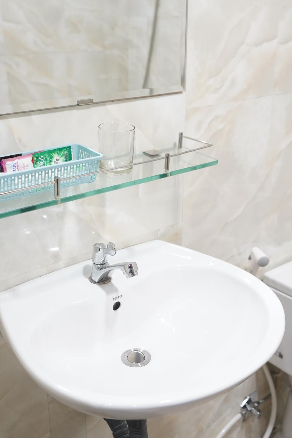 Bathroom 5, Tuy Anh Hostel - Center of Hue, Huế