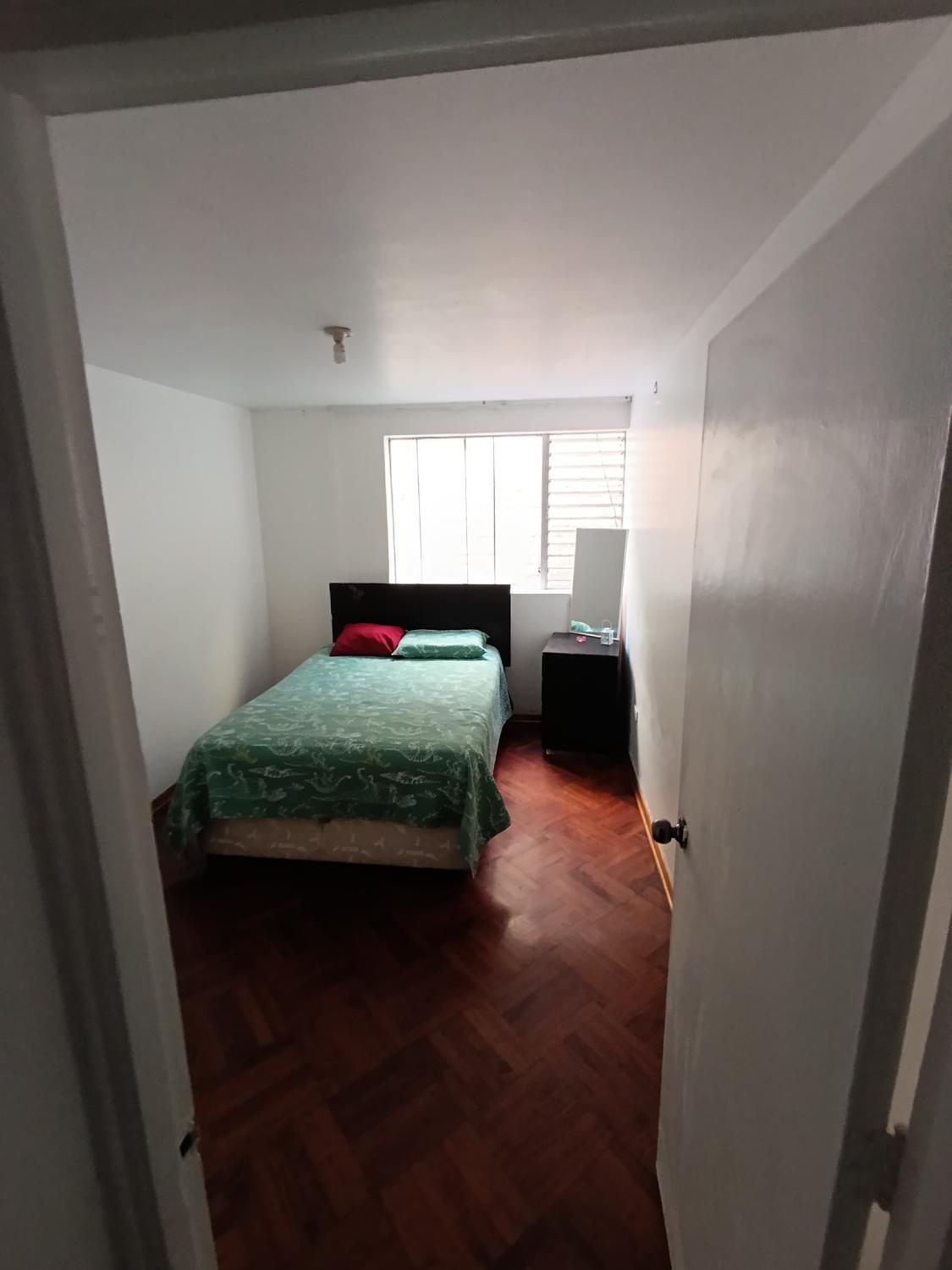 4, Hostal Lunas, Lima