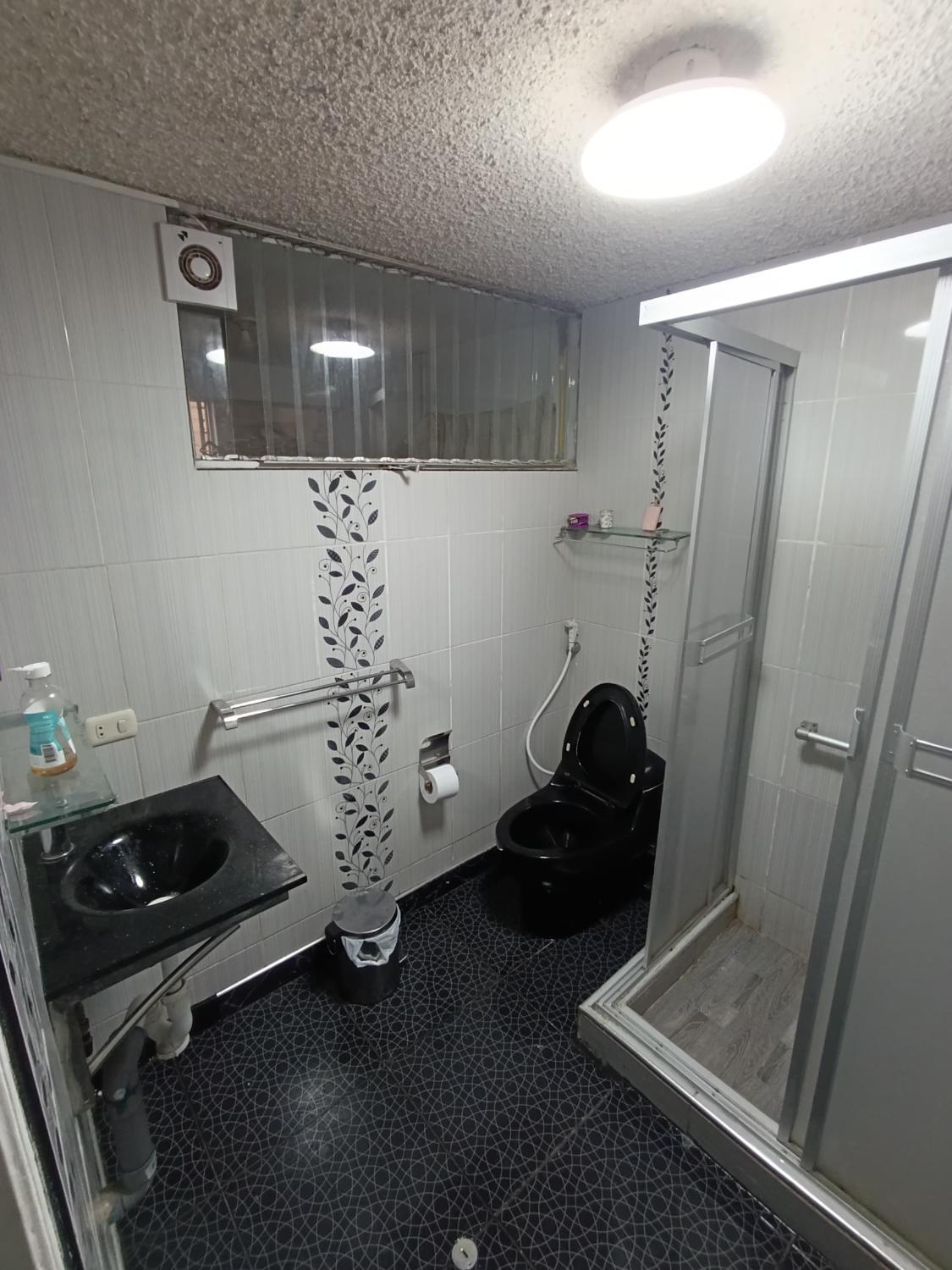 2, Hostal Lunas, Lima