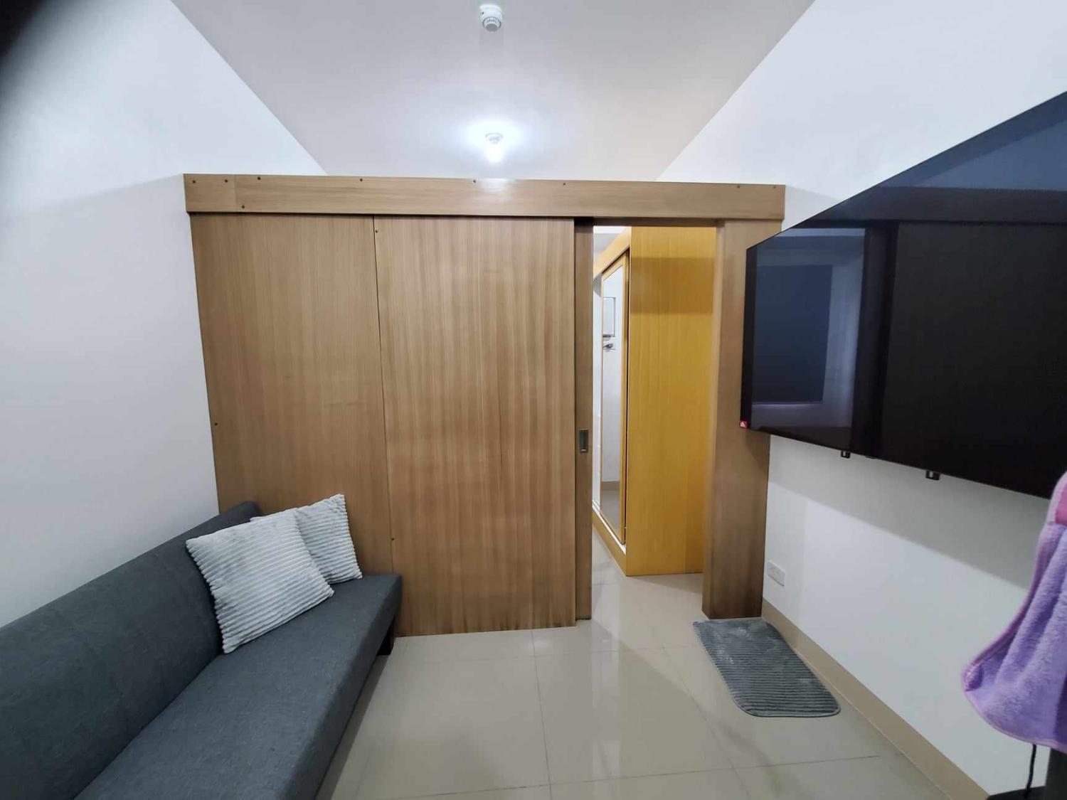 Shared lounge/TV area, Cavite RAF Condotel, Dasmariñas