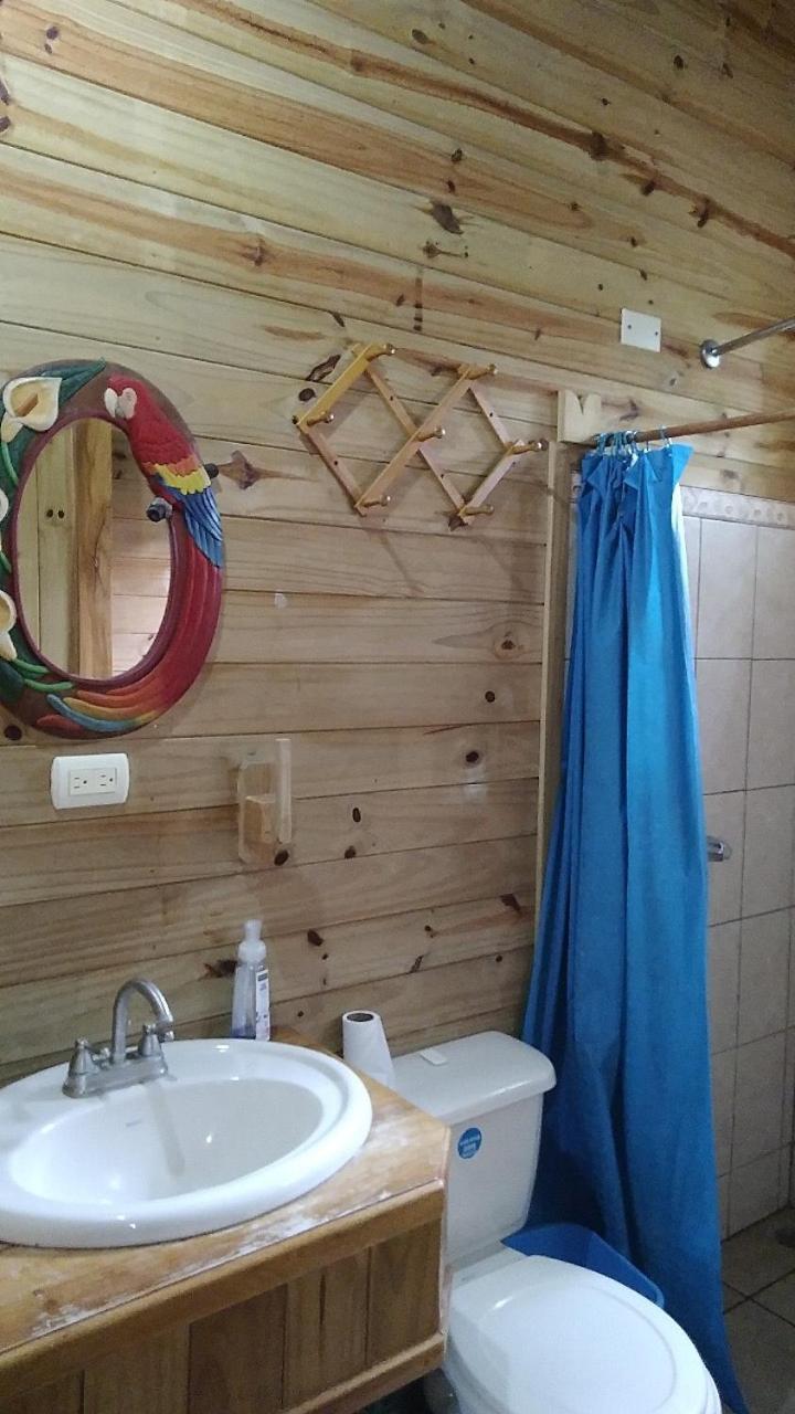 3, Las cabanitas de San Clemente, Limón